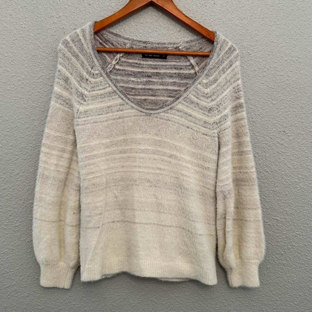 Abercrombie & Fitch Soft Collection Size Medium